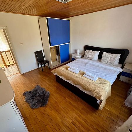 Vila Cozy, Panorama Superba, Gratar Si Relaxare Пьятра-Нямц Экстерьер фото